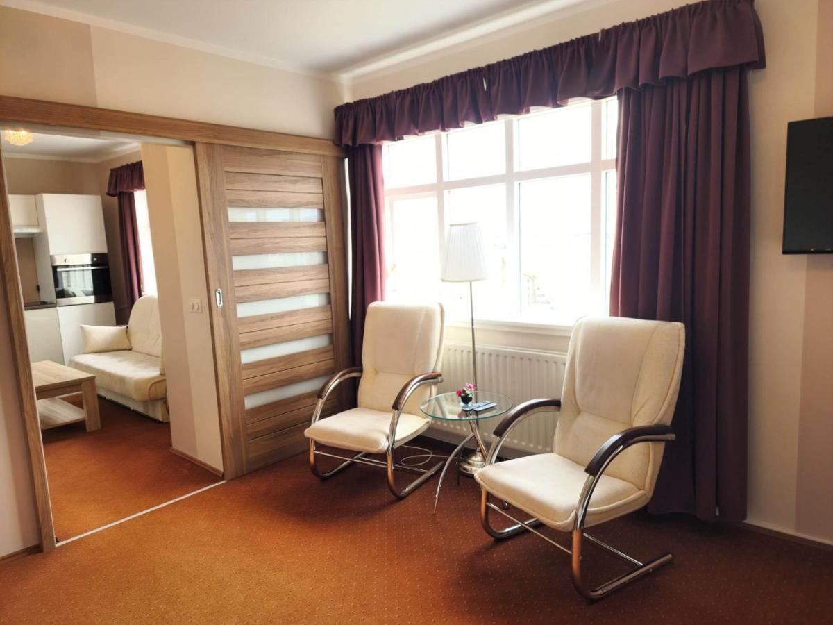 Kiljan Apartments & Rooms Blonduos Exterior foto
